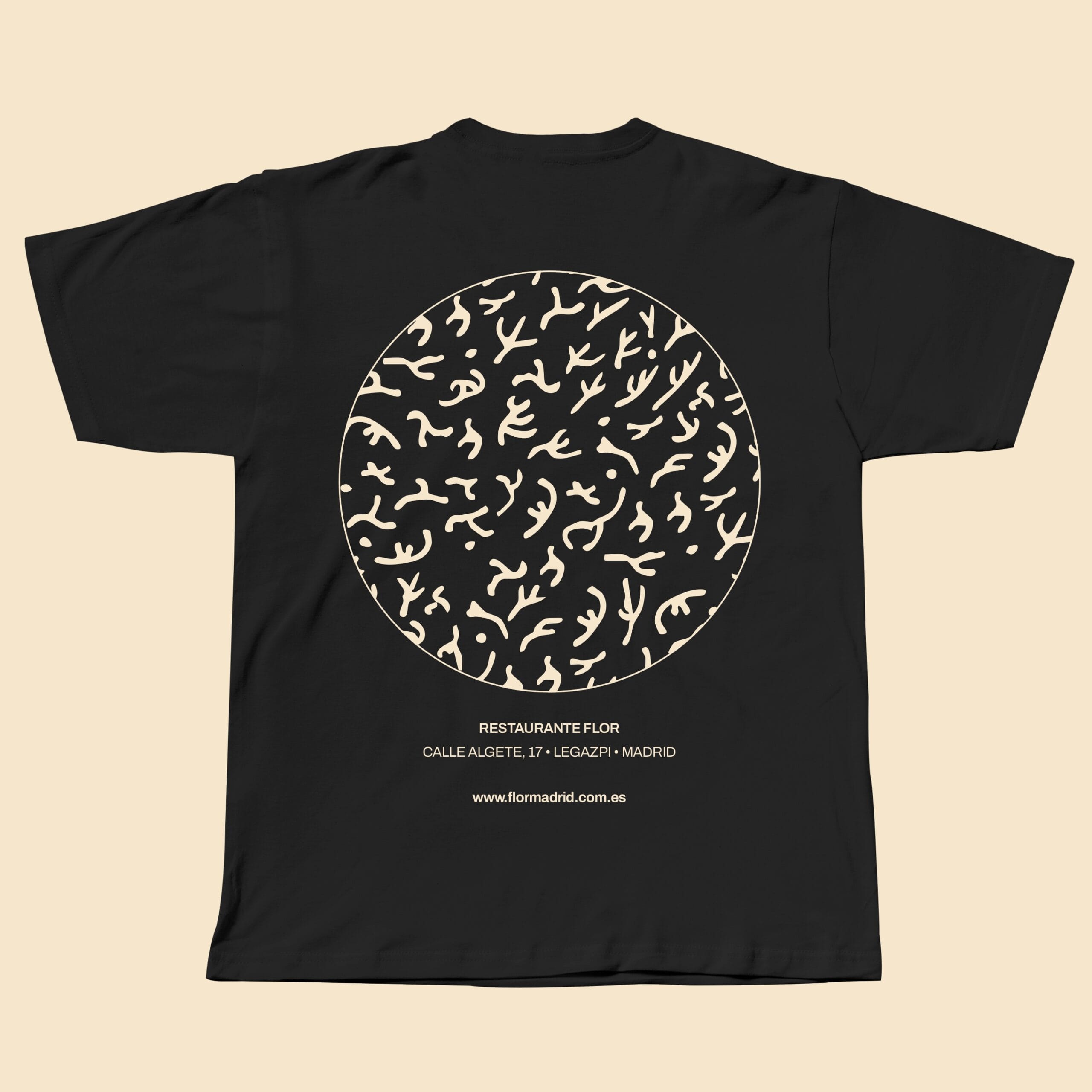 Camiseta Negra Flor